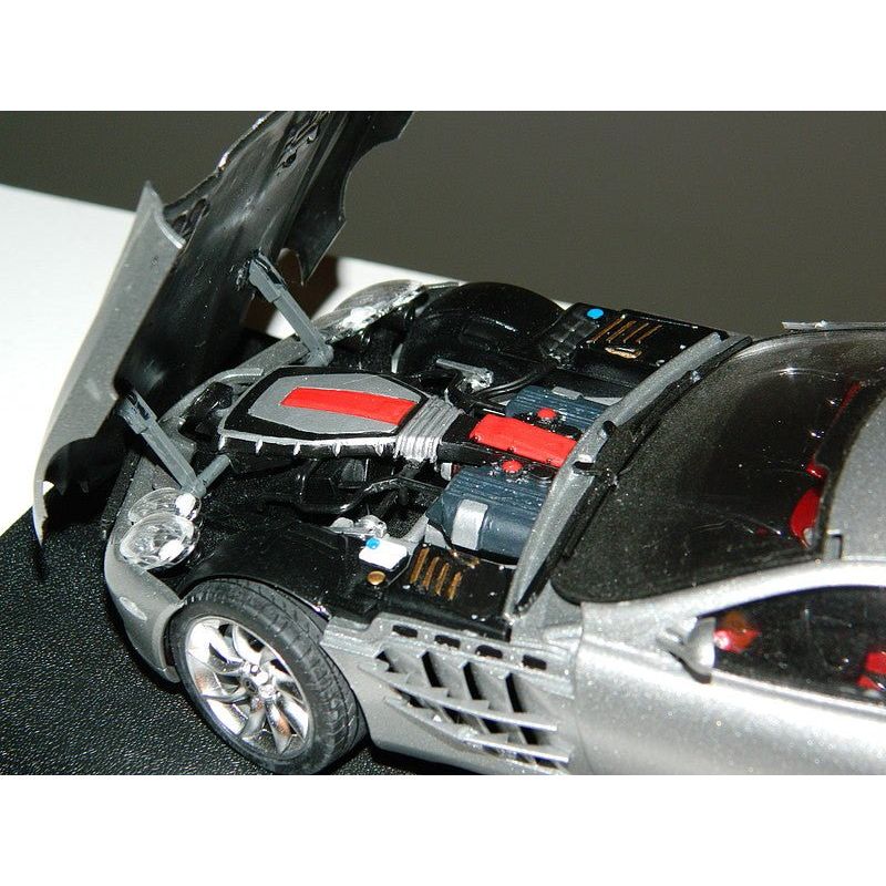 Tamiya 1/24 Mercedes Benz SLR McLaren