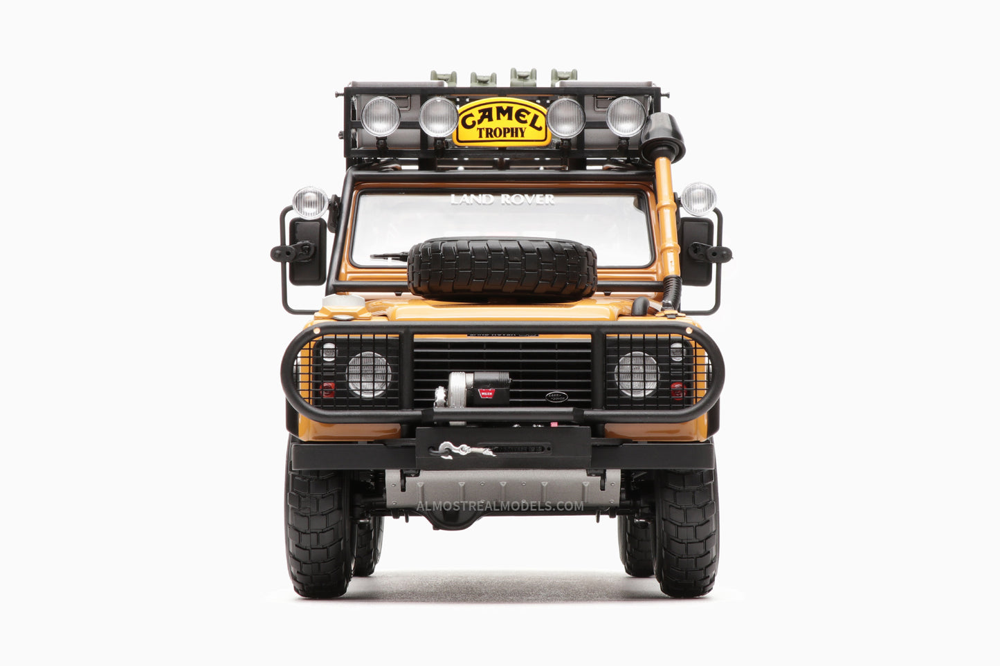 Land Rover Defender 90 “Camel Trophy” Borneo 1985 1:18 by Almost Real