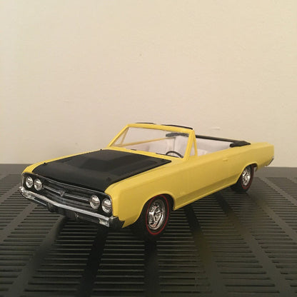 AMT 1/25 1964 Oldsmobile Cutlass F-85 Convertible