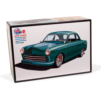 AMT 1949 Ford Coupe The 49'er 1/25 Scale Model Kit