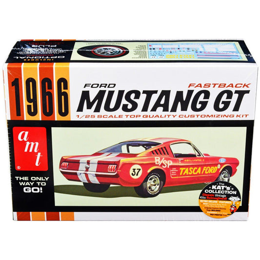 AMT 1966 Ford Mustang Fastback 2+2 1/25 Scale Model Kit