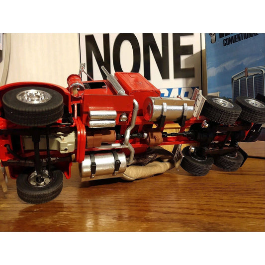 Moebius #1017 Super Single Tractor Wheel & Tire Set 1/25 scale