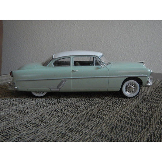 Moebius Model 1/25 Scale 1984 Hudson Hornet Coupe