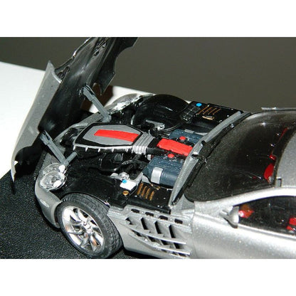 Tamiya 1/24 Mercedes Benz SLR McLaren