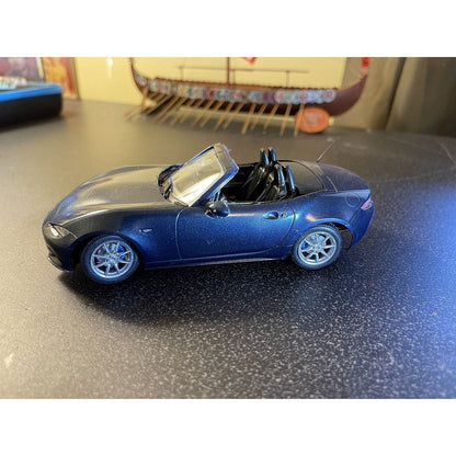 Tamiya Mazda Mx-5 1/24Scale Model